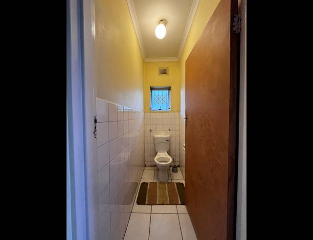 4 BEDROOM HOUSE FOR SALE IN SEA VIEW